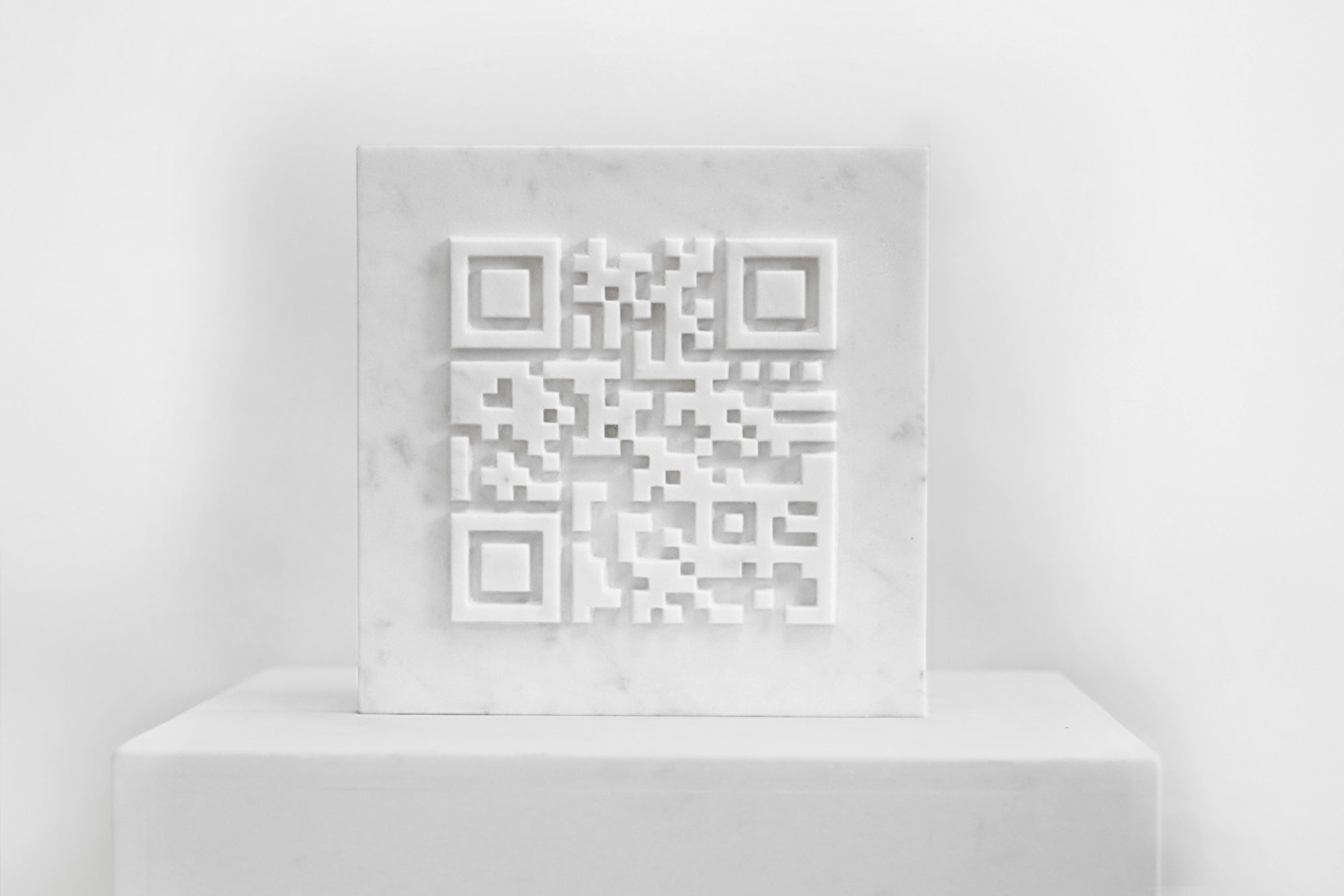 QR-code-black-face-white