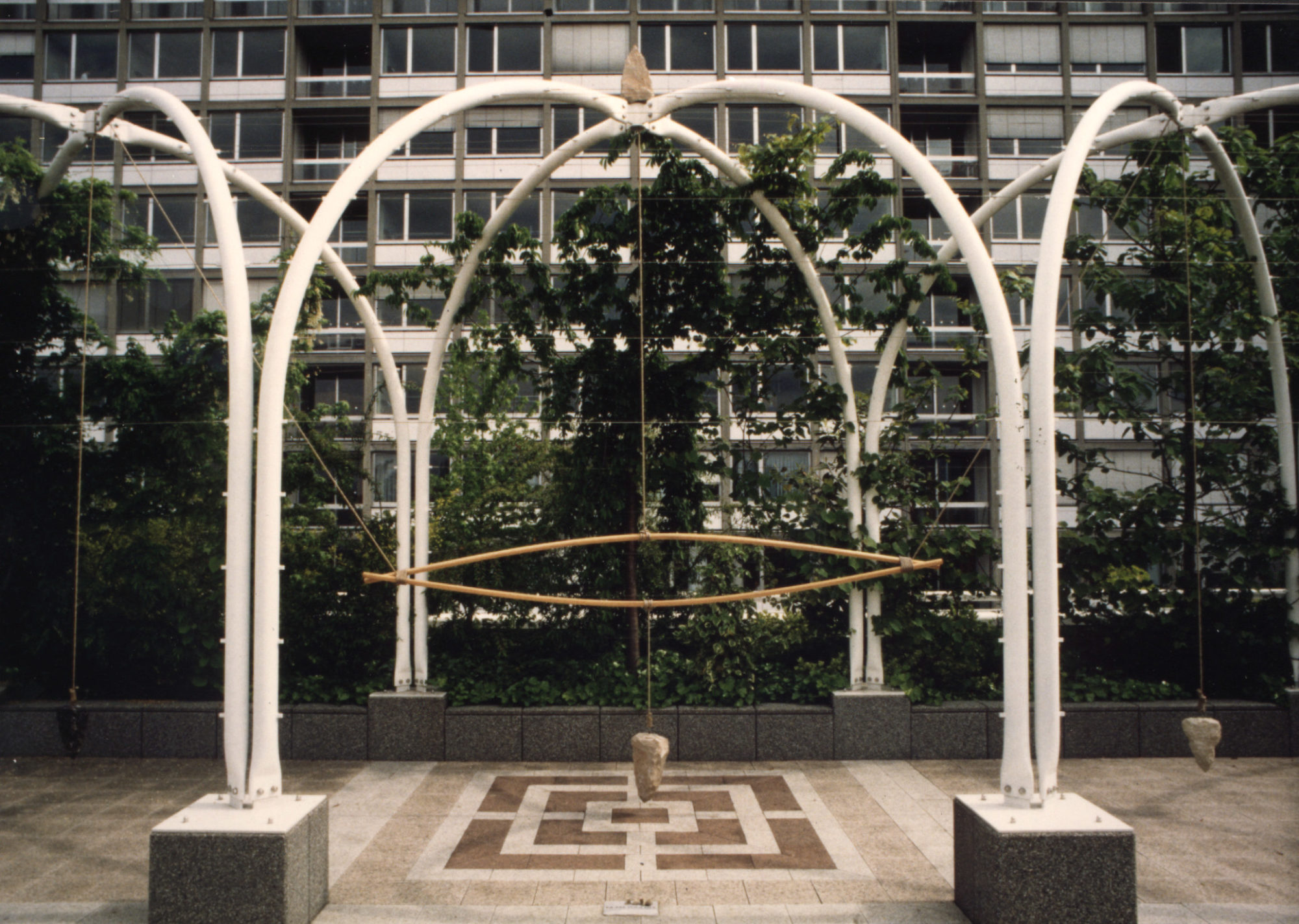 pendule-installation-hug