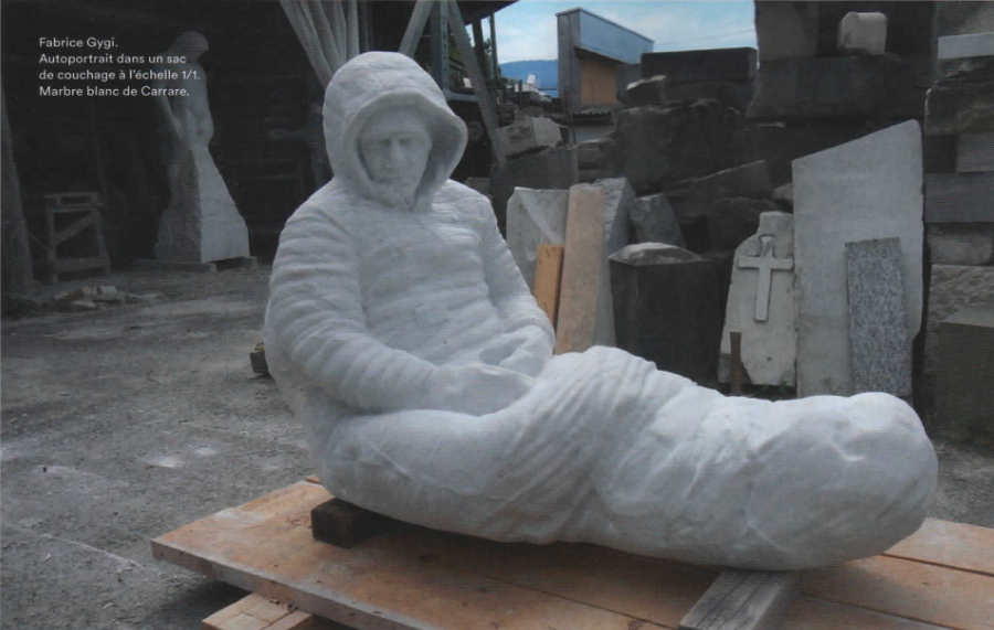 Sculptures et sépultures
